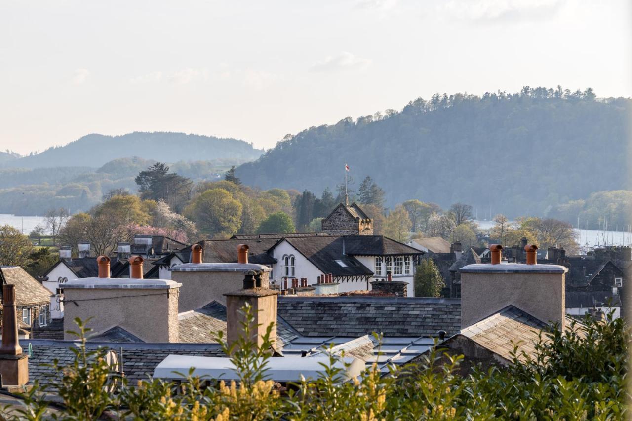 Luxury 2 Bed Room Lake View Apt Bowness Parking Buitenkant foto